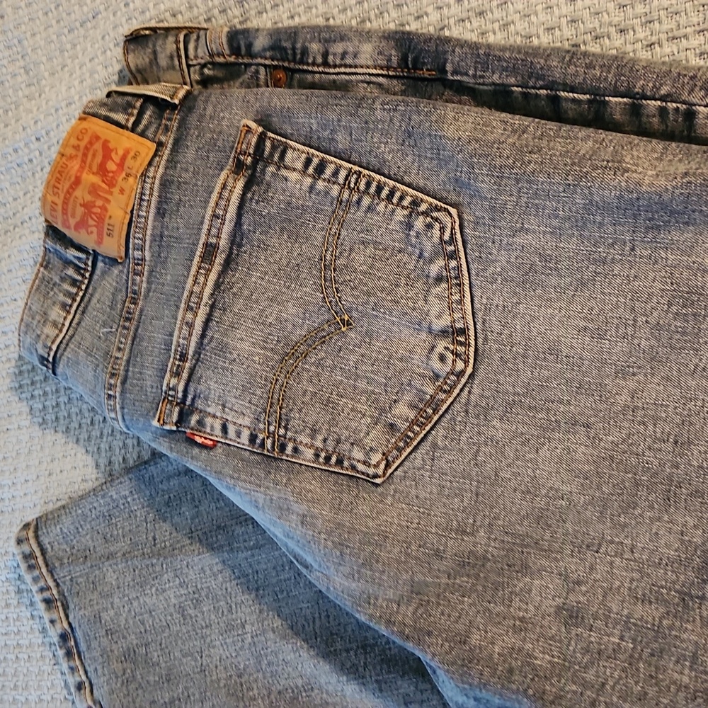 great condition levi's jeans
